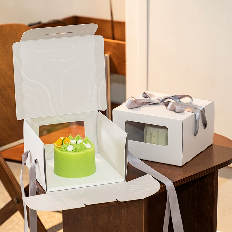 Boîte à gâteau à couvercle